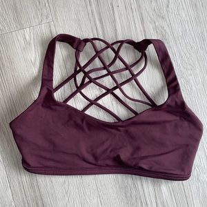 Lululemon sports bra
